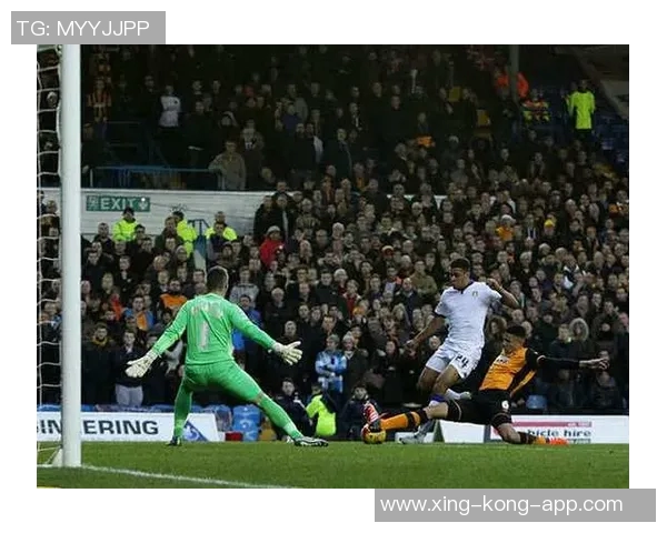 足球巨星射门技巧大揭秘盘点各大球员经典进球瞬间 足球巨星射门技巧大揭秘盘点各大球员经典进球瞬间